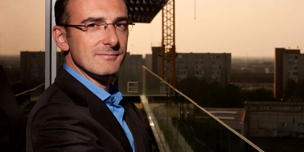  Ovidiu Şandor, omul de afaceri din Timişoara, a investit 7.000 de euro în pravaliadeacasa.ro