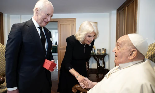 Regele Charles si Regina Camilla s au intalnit cu Papa la Vatican, Profimedia jpg