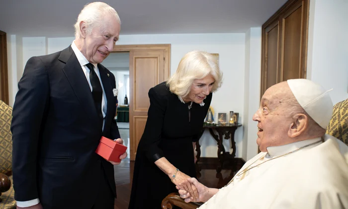 Regele Charles si Regina Camilla s au intalnit cu Papa la Vatican, Profimedia jpg