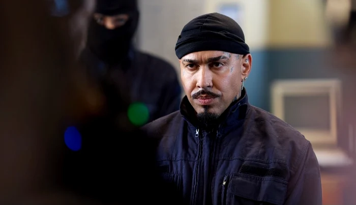 Alex Velea, în rolul polițistului Doru  Foto: Pro TV