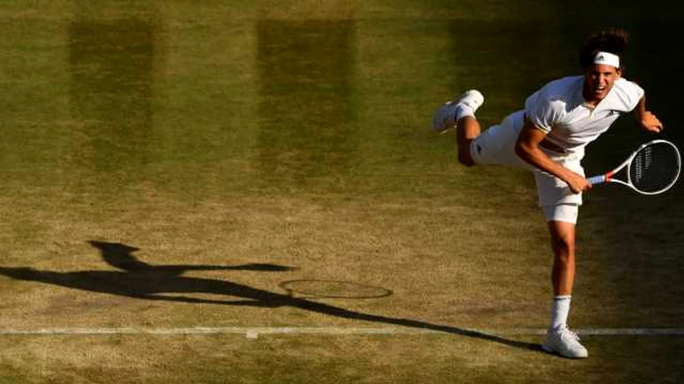 Dominic Thiem îl învinge pe Novak Djokovic FOTO Arhivă personală/Facebook