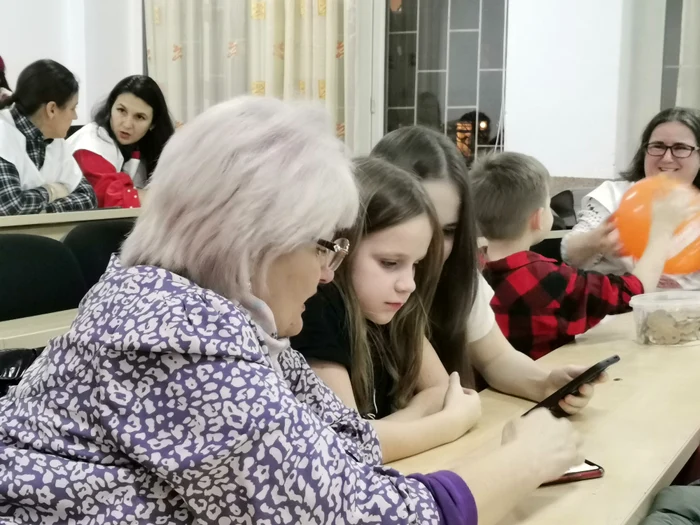 Pentru copiii veniți din Ucraina s-a încercat predarea de cursuri de limbă română FOTO: A.M.