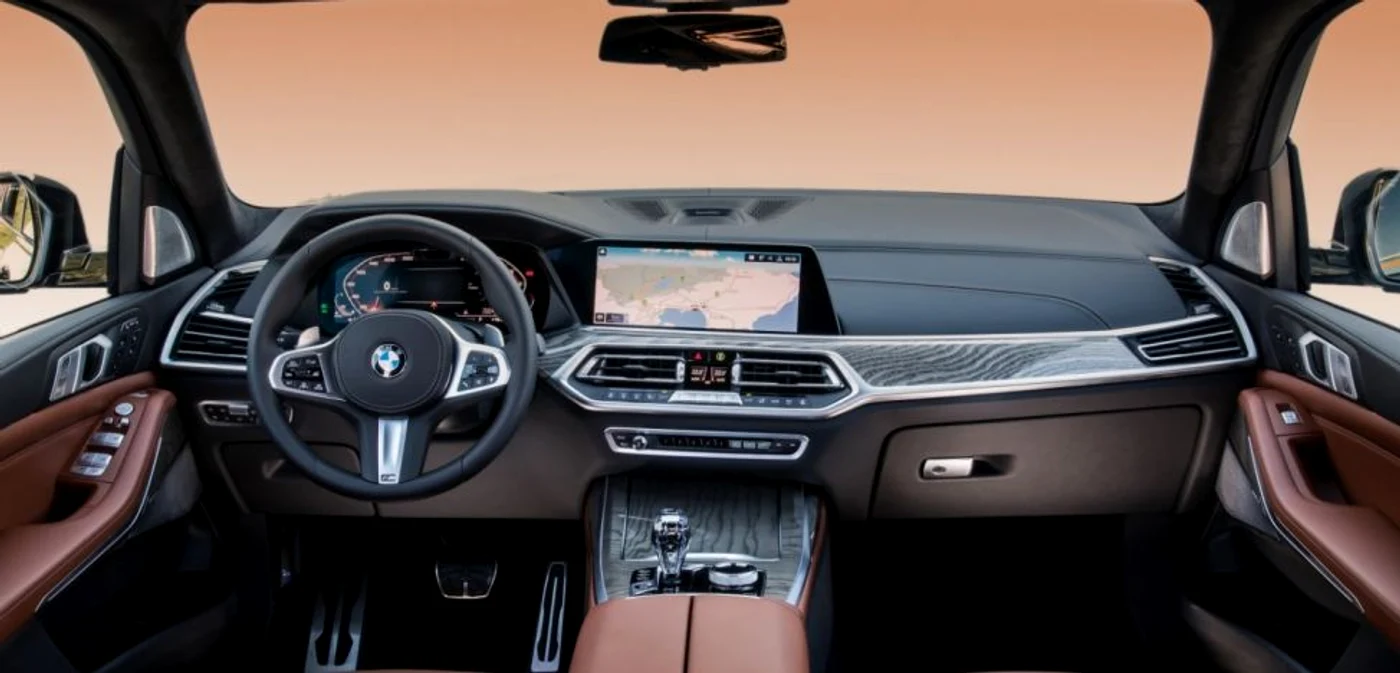 BMW X7 la interior