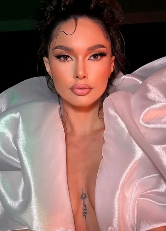 Cristina Danileț este studentă și model. FOTO: Arhivă personală 