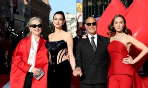 film devel prada insta jpg