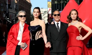 film devel prada insta jpg