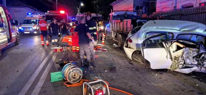 Patru muncitori au fost uciși în timp ce asfaltau o stradă din Iași. Foto: adevărul.ro