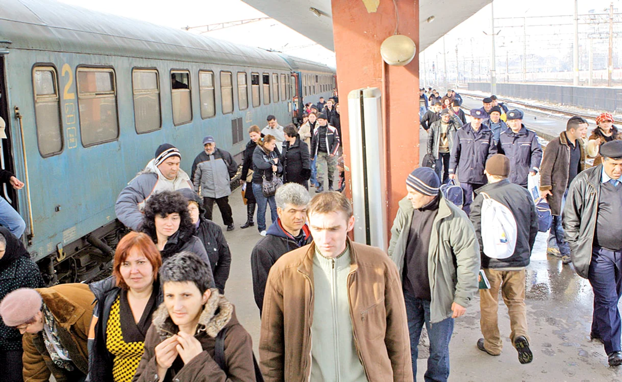 
    CFR a introdus de duminică un nou mers al  garniturilor interne   şi internaţionale Foto: Click!  