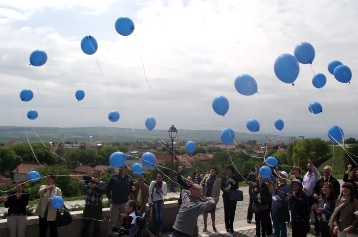 Una dintre acţiunile proiectului este oragnizarea Zilei Internaţionale a Sclerozei Multiple la Alba Iulia