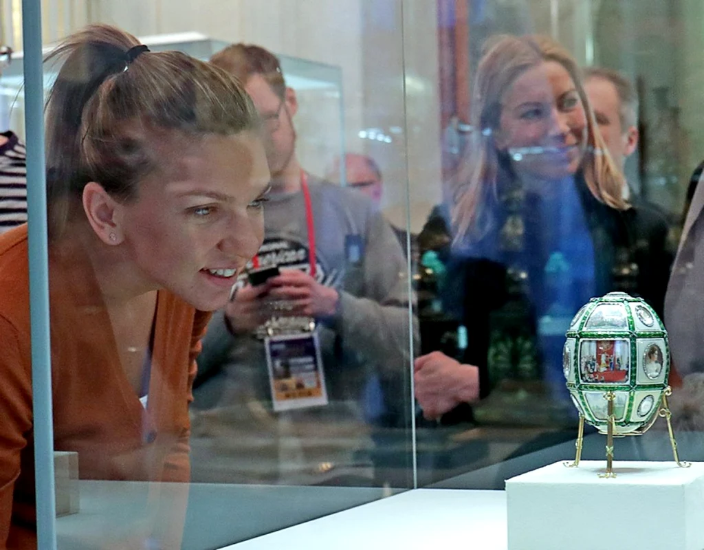 Simona Halep la muzeul Faberge foto championat.com