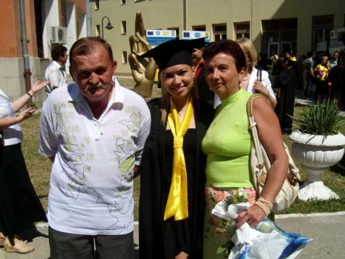 Ilaria cu părinții