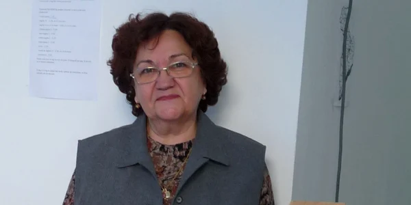 Profesoara Maria Băiatu, o pasionată organizatoare a vieţii muzicale a elevilor