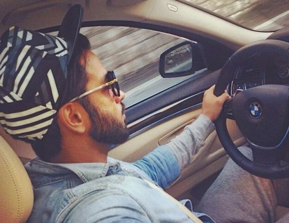 Tinerii elitei din Iran îşi etalează bogăţiile pe un cont de Instagram „Rich kids of Tehran“ FOTO Instagram