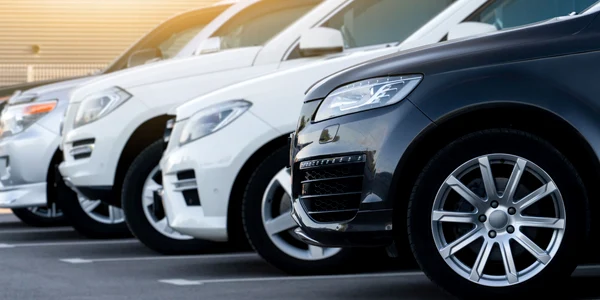 Masina SUV FOTO Shutterstock jpg
