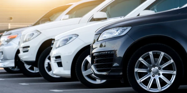 Masina SUV FOTO Shutterstock jpg