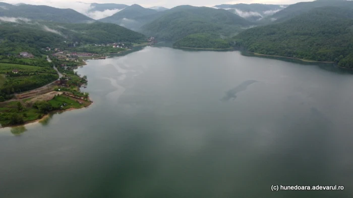 lacul cincis foto daniel guta adevarul
