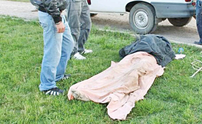 Chinuit de singurătate şi de lipsa unui loc de muncă, un bărbat din Târgovişte s-a sinucis chiar de Ziua Crucii