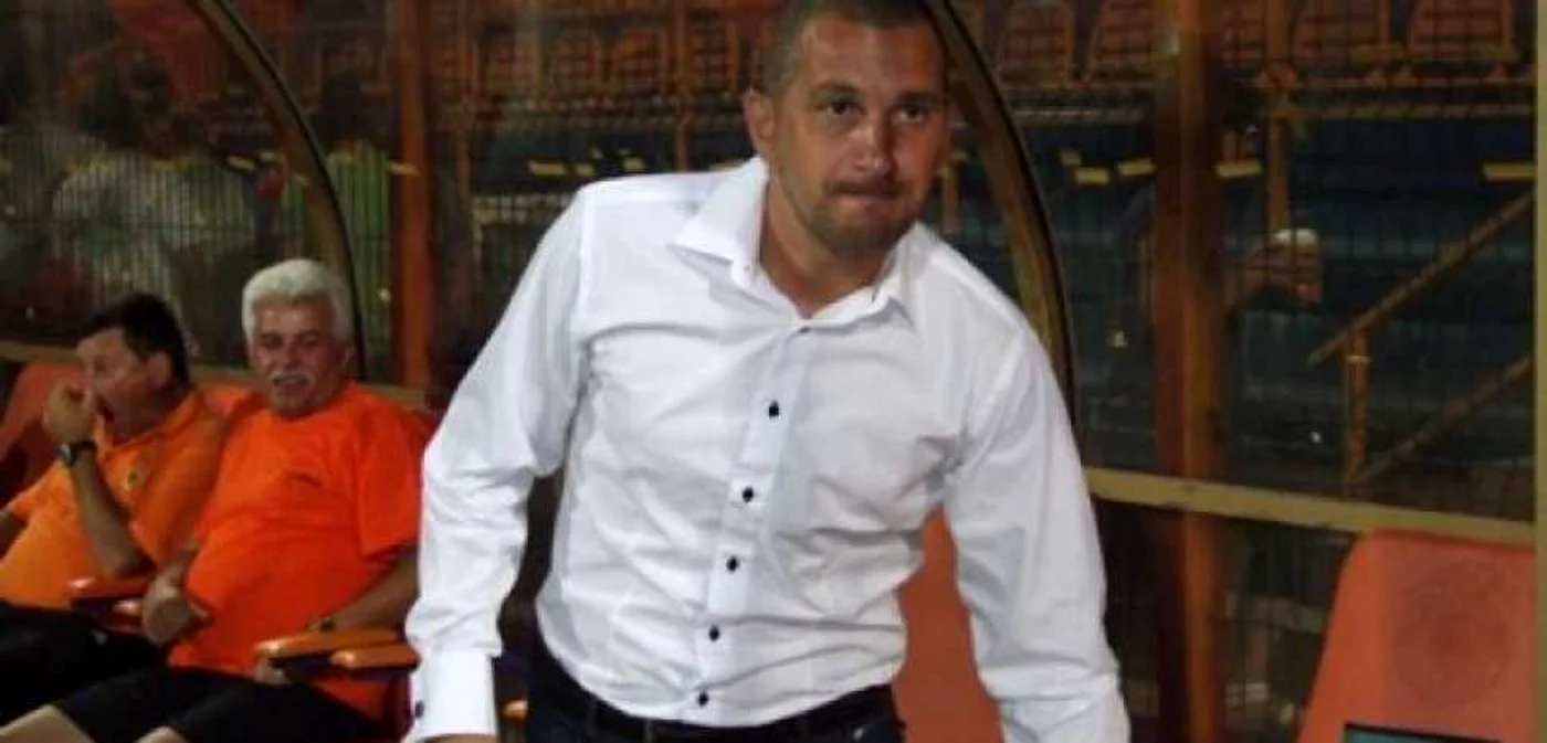 Costel Enache, îngrijorat pentru soarta echipei sale, foto: arhiva Adevărul