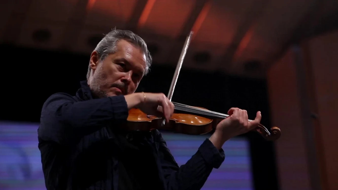 Vadim Repin repetitii cu Orchestra din Sakt peterburg