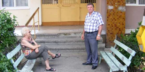 Gheroghe Bălăşoiu, din blocul 41, vede reexpertizarea drept praf în ochii oamenilor. Foto: Florin Mitu