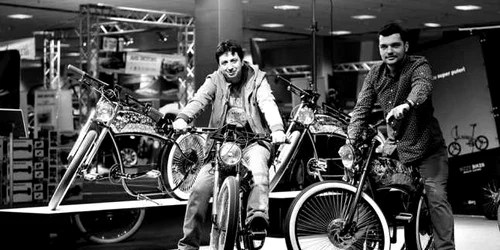Ovidiu Teofănescu şi Marius Ghineţ FOTO BizzeBike