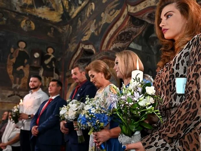 Cristina Turcu Preda și Iulian Preda, în bisericăfoto: Facebook