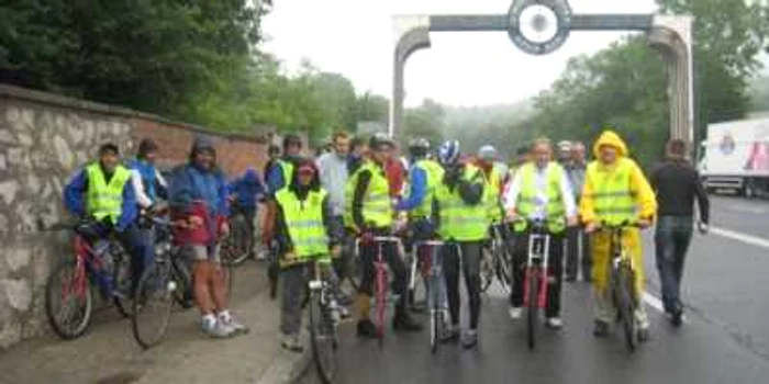 Reşiţa: VIDEO Reşiţenii au predat Ştafeta Ciclistă Rotary caransebeşenilor