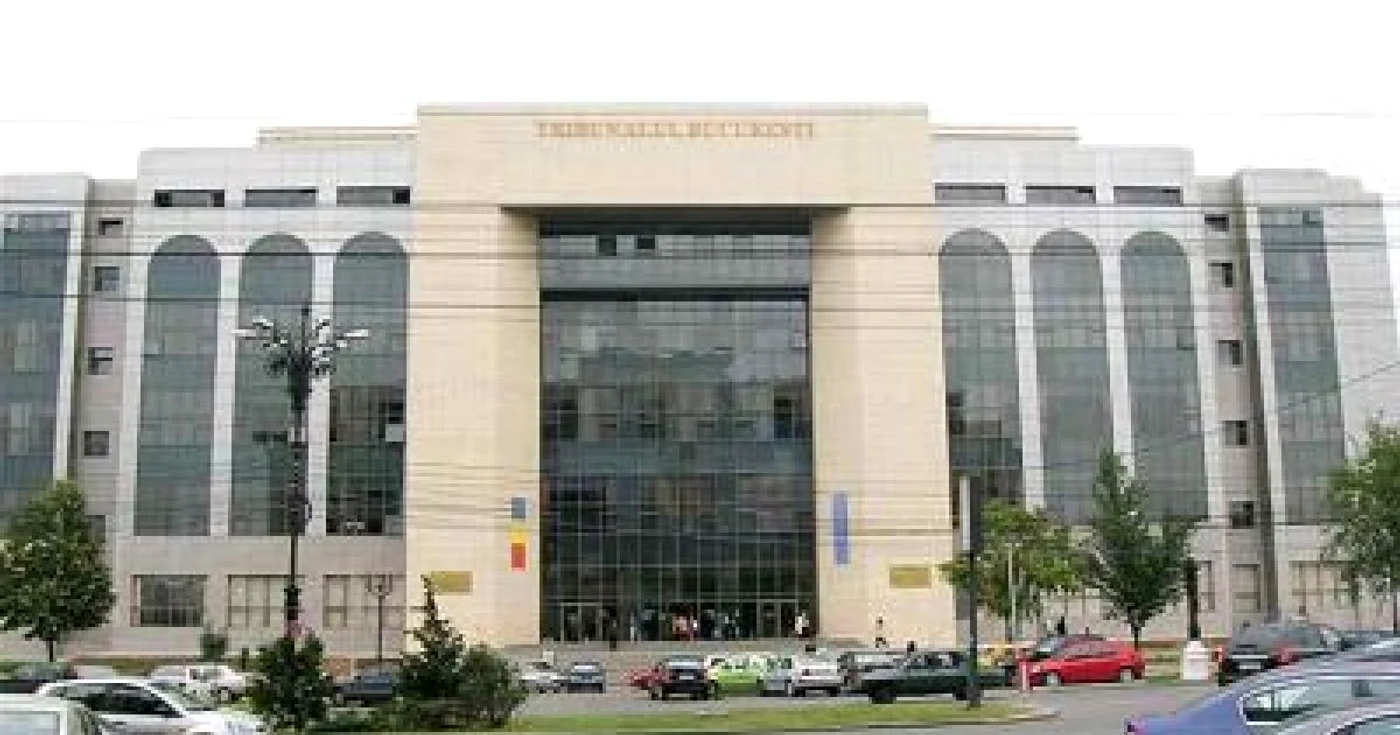 Laura Andrei: "Guvernul a recunoscut că vor scădea salariile magistraţilor"