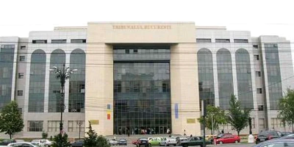 Laura Andrei: "Guvernul a recunoscut că vor scădea salariile magistraţilor"
