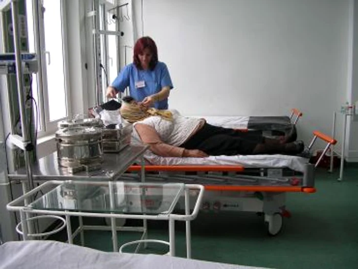 Târgu-Jiu: Bătută măr de propriul fiu
