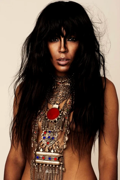 
    Loreen  