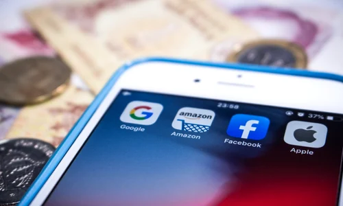 Amazon Facebook Apple Twitter FOTO Shutterstock