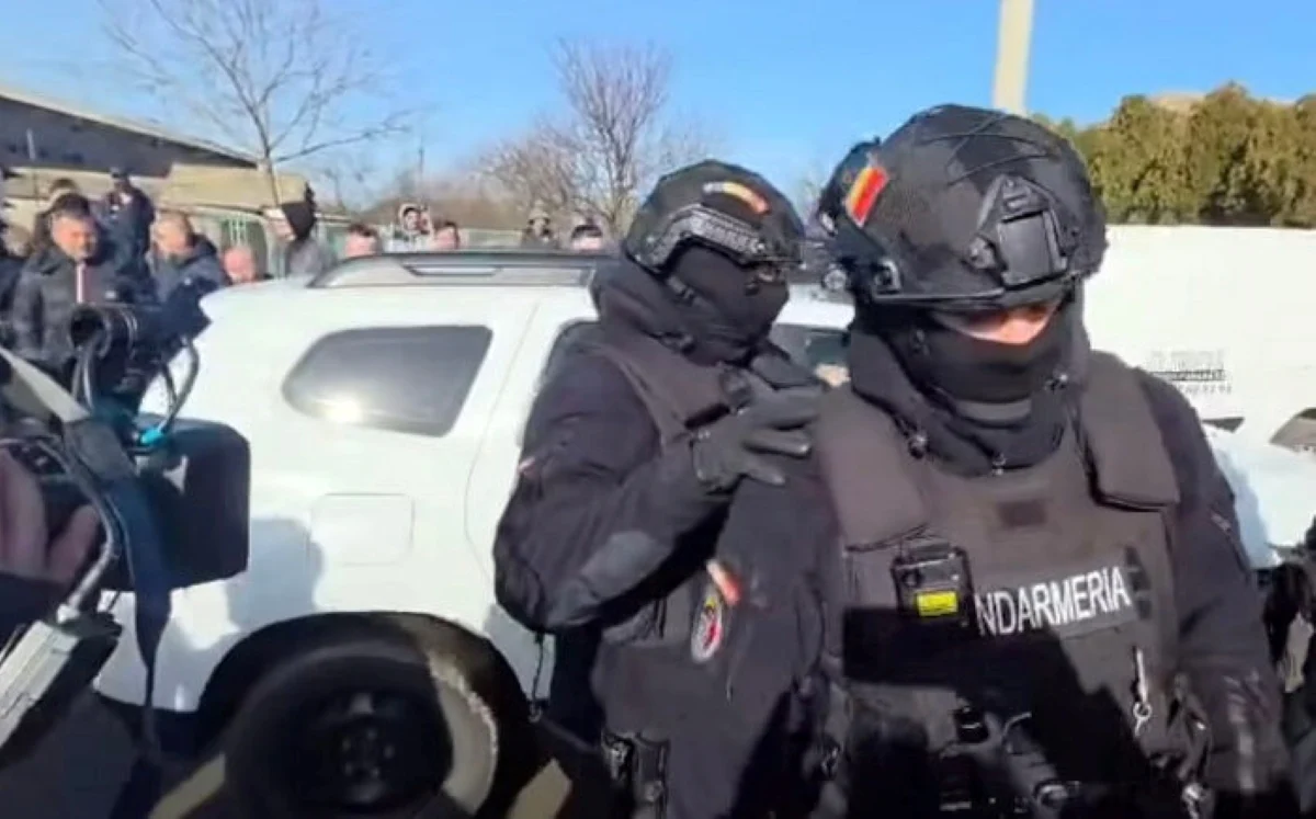 Crima de la Cenei. Percheziții DIICOT în ziua înmormântării lui Mario Berinde. Procurorii au ridicat doi tineri, de 24 şi 17 ani