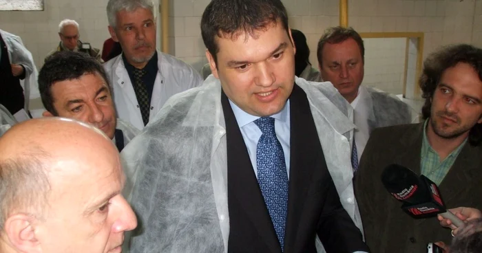 Ministrul Sănătații a fost lăsat fără cuvinte de un pacient vâlcean 