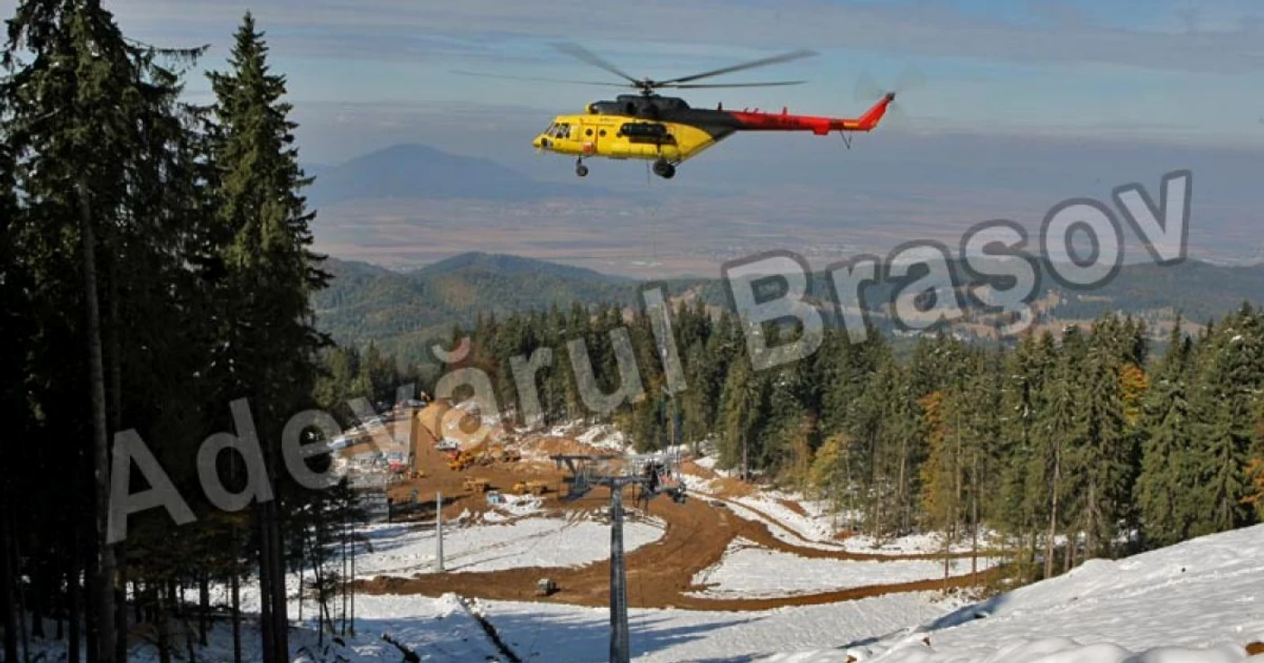 Echipamentele au fost puse pe cei 18 piloni cu ajutorul unui elicopter 
