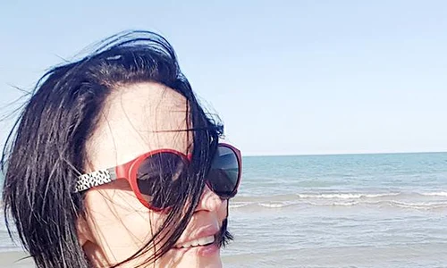 Andreea Marin in Africa (2) jpeg