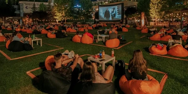 IULIUS Cinema in aer liber jpeg