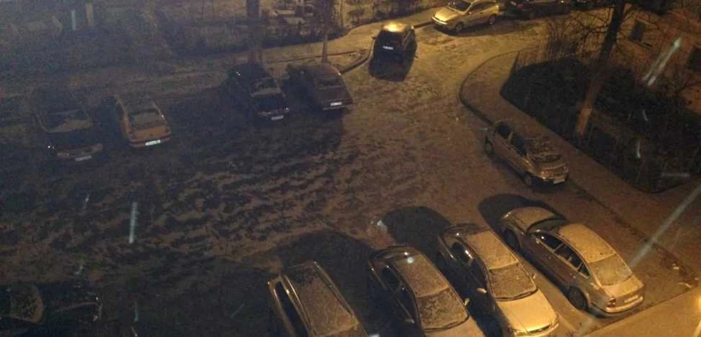 La Brăila ninge de circa 30 de minute iar zăpada s-a aşternut deja FOTO Alina Tatu