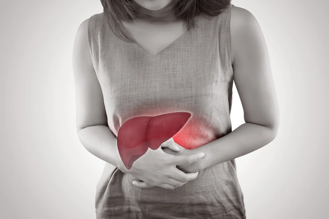 Boală hepatică progresivă, ciroza evoluează pe o perioadă îndelungată, 10-15 ani, când ajunge într-un stadiu ireversibil