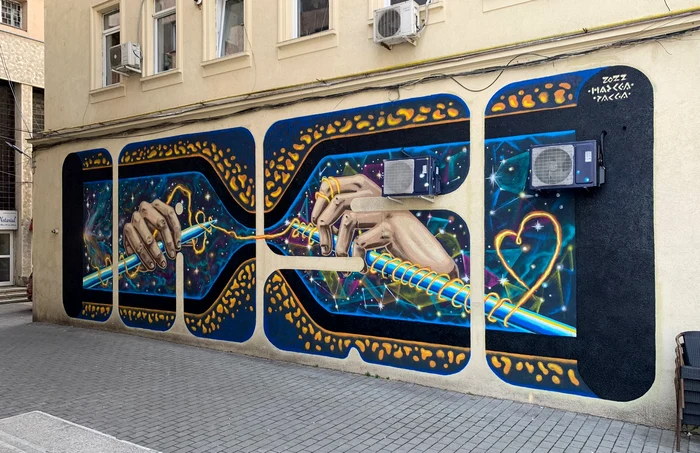 Noul logo reprezentativ al Iașului, pe un bloc din centrul orașului. FOTO Destination Iași