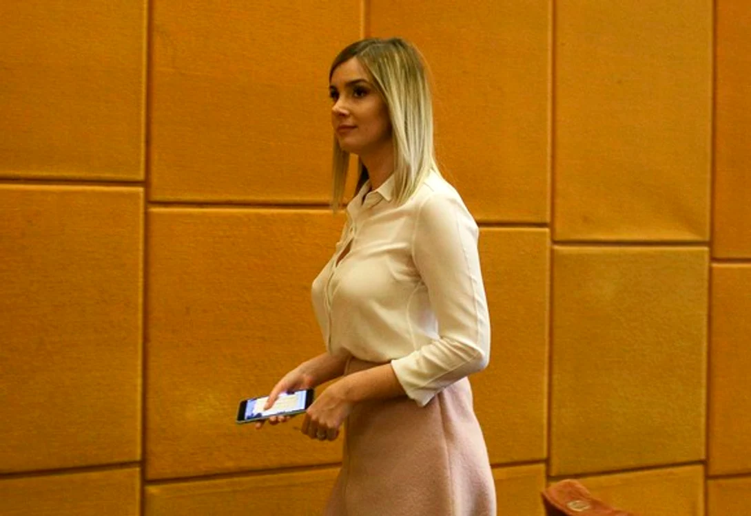 Irina Tănase, ținta fotografilor la evenimentele la care a participat alături de liderul PSD