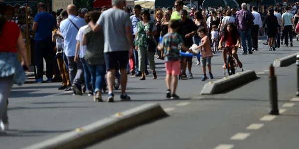 Calea Victoriei devine pietonală în weekendul 3-4 iunie 2017 FOTO David Muntean