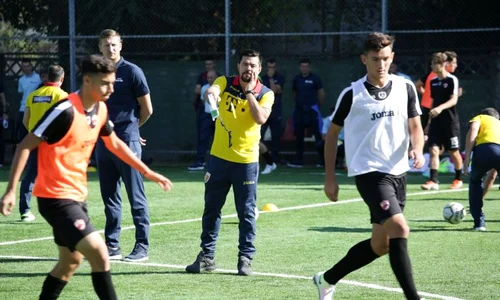 cosmin contra antrenor licenta pro 0 jpeg