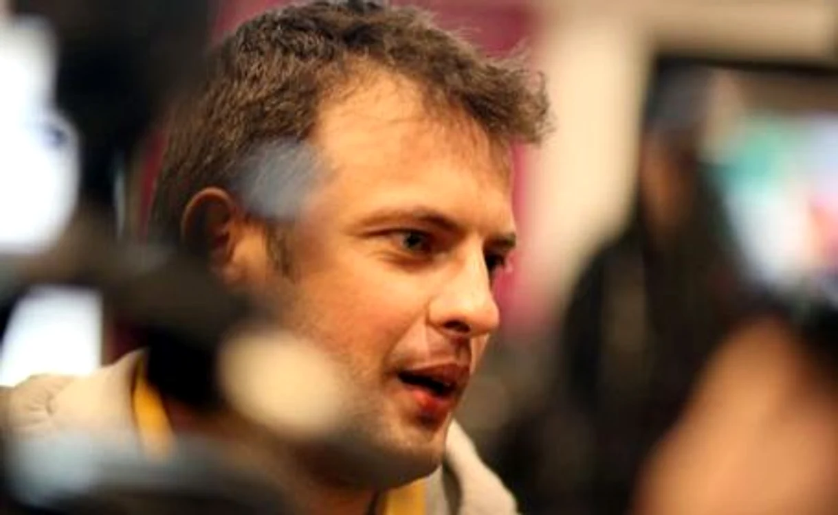 
    Emanuel Petruţ  