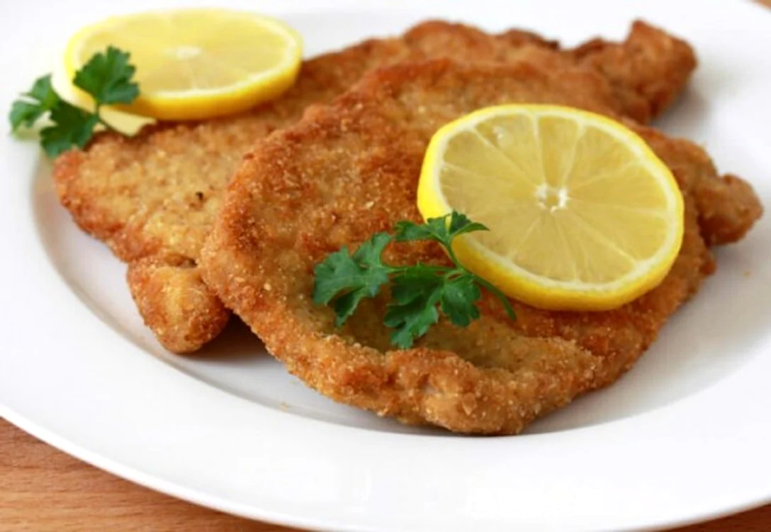 
    Snitelele sunt un preparat simplu de facut si mereu delicioase.clickpoftabuna.ro  