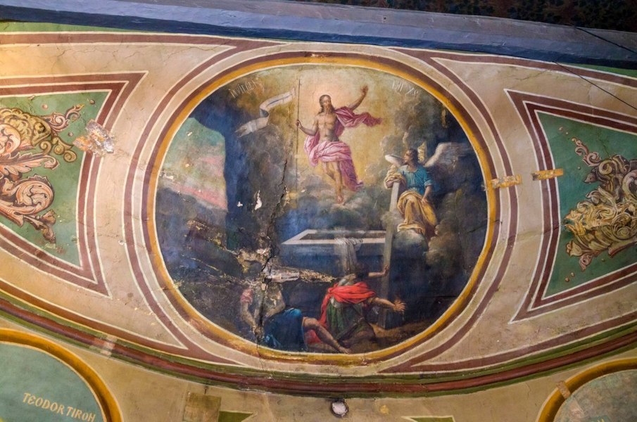 Biserica sătească pictată de Nicolae Grigorescu. E la mică distanță de Capitală și are un clopot uriaș, de 800 de kilograme