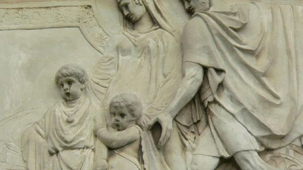 Familia în Roma antică: istorie şi discurs politic jpeg