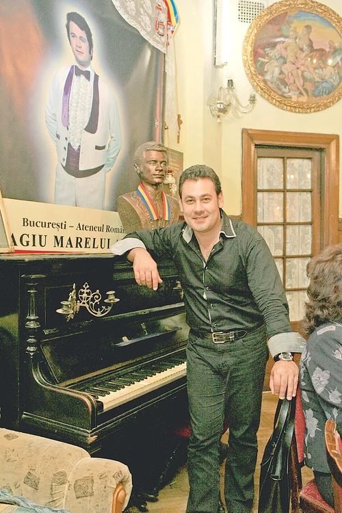 
    După moartea lui Ion Dolănescu, fraţii Ionuţ  şi Dragoş îşi dispută  prin tribunale averea  lăsată de tatăl lor  