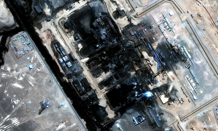 conducta est vest din arabia saudita a fost grav avariata din cauza unor atacuri cu drone jpg