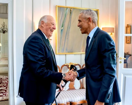 Barack Obama și Regele Harald al Norvegiei la Palatul regal din Oslo. FOTO: Casa Regală norvegiană